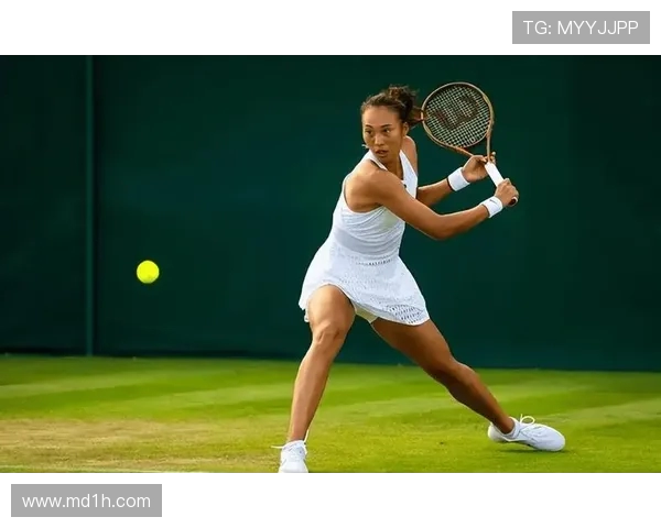 郑钦文柏林首秀力挫前温网冠军！草地赛季关键卡位战强势开门红(1)